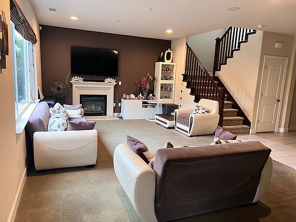 2nd image of 2538 Bassetts Way