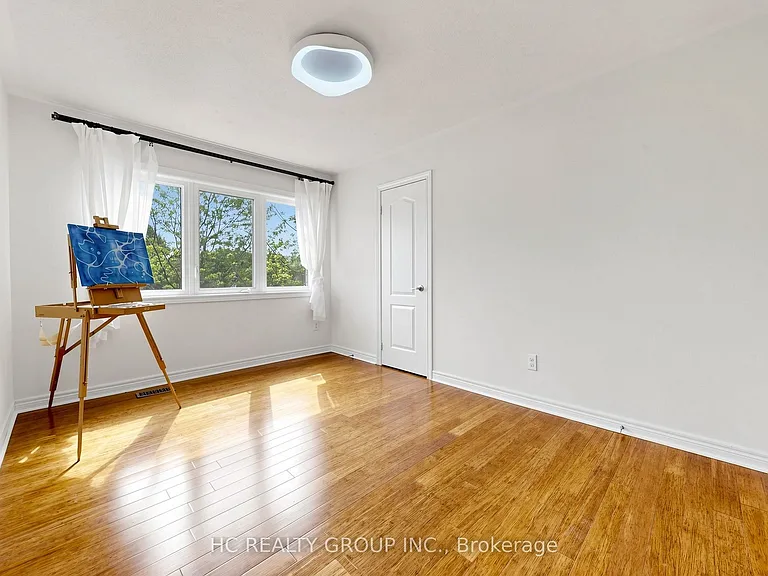 465 Woodspring Ave — Photo 19