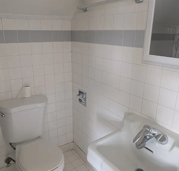 374 N 500 W #1 — Photo 3