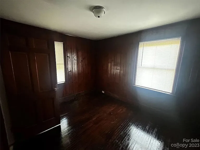 2517 Crispin Ave — Photo 11