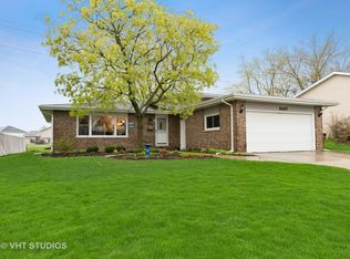 1097 Amherst Ln, University Park, IL