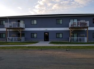 2808 5th St SW, Minot, ND 58701