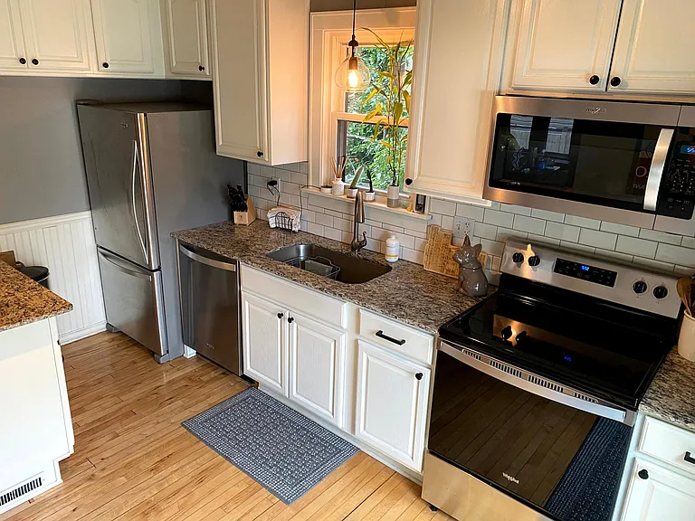 906 22nd Ave SE — Photo 6