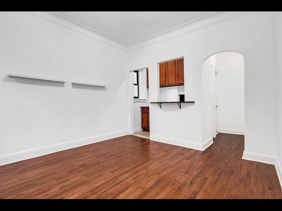 1st image of 317 E 18th St APT 1E