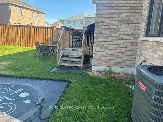 19 Connell Dr — Photo 31