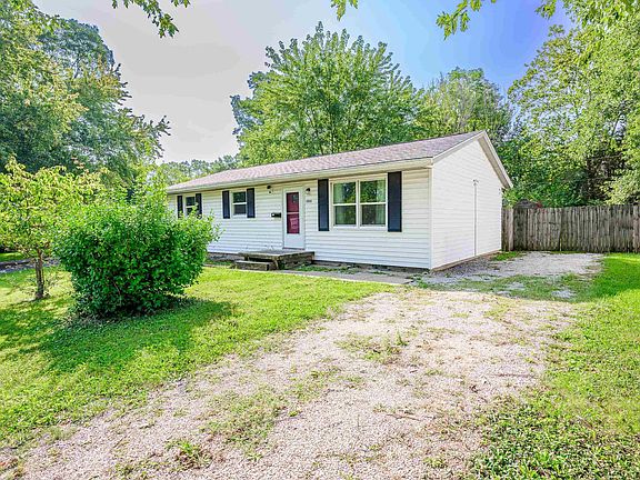 2nd image of 1031 N Orris Dr