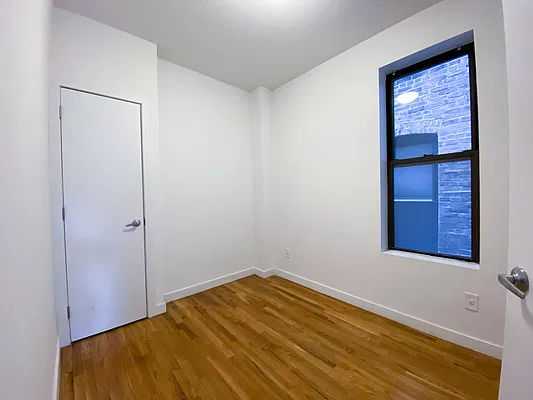 Rented by MAPT Residential LLC | media 3