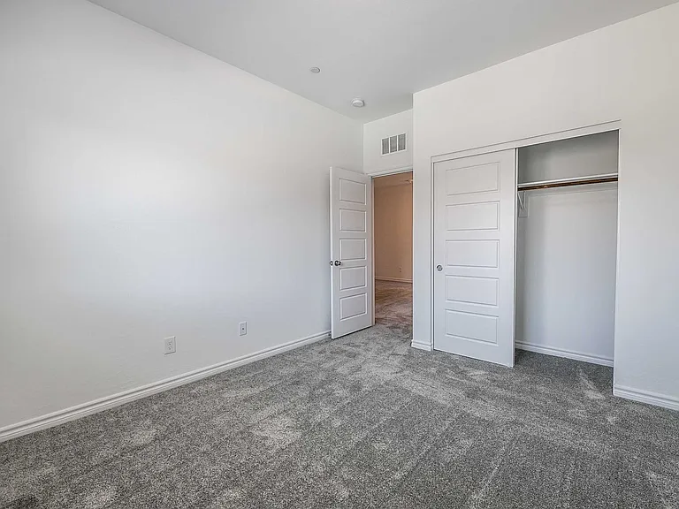 6478 Silver Estates Ave — Photo 15