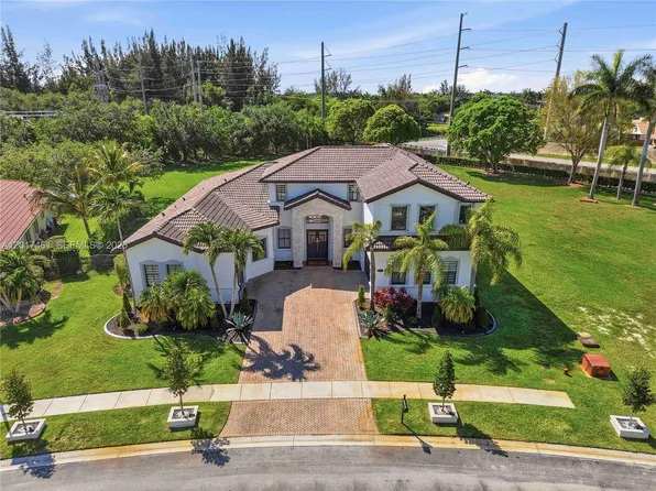 1748 SW 195th Ave, Miramar, FL 33029