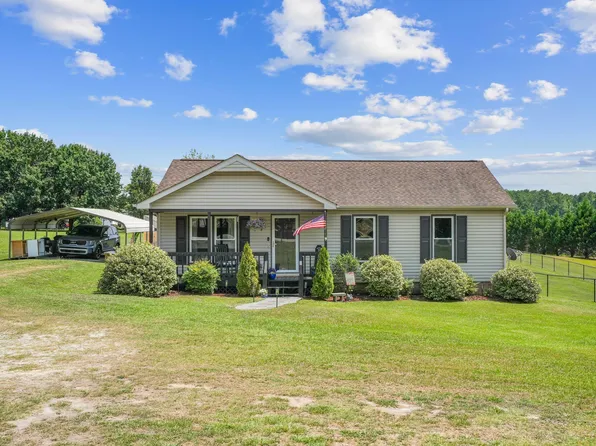 101 Stephenson Rd, Benson, NC 27504