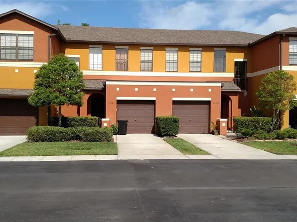 30105 Mossbank Dr, Zephyrhills, FL 33543