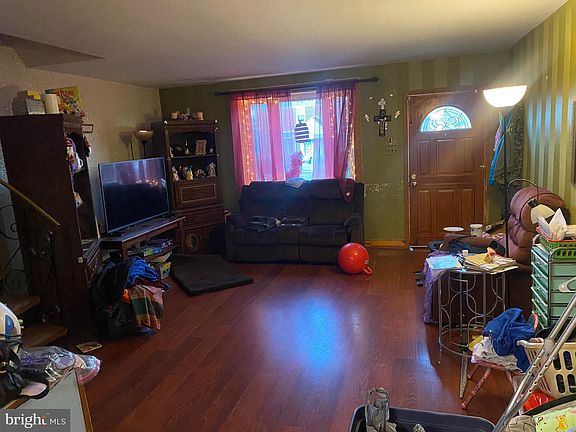4th image of 3212 Disston St