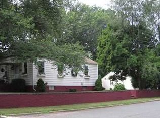 108 Orange St, Edison, NJ 08817