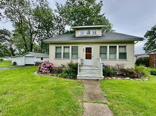 105 Jersey St, Brighton, IL 62012