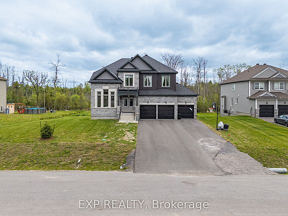3rd image of 272 Antler Ct