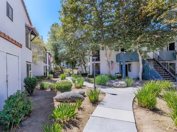 Tierra At Creekside, 9360 Creekside Ct #3, Santee, CA 92071