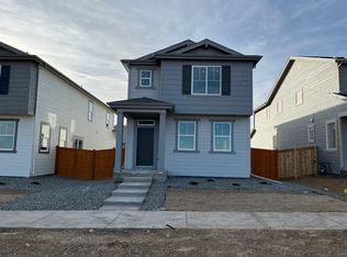 327 N Bently St, Aurora, CO 80019