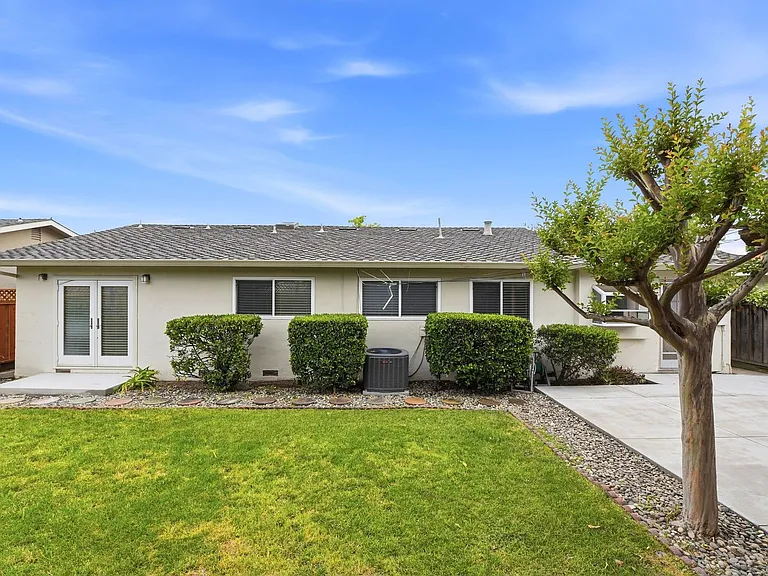 1559 Chambers Dr — Photo 36