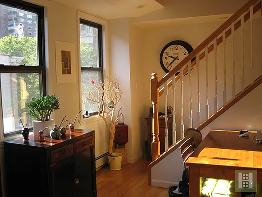 Rented by Halstead Real Estate | media 32