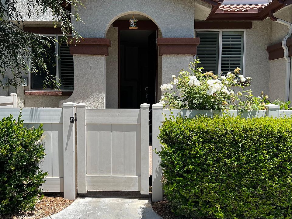 1st image of 33590WILLO Haven St #104
