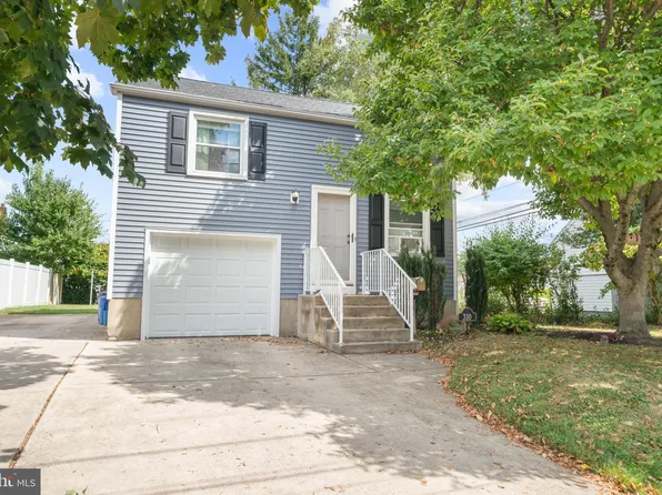 310 Cox Ave, Morrisville, PA 19067