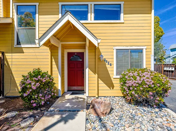 1207 Smith Ave, Campbell, CA 95008