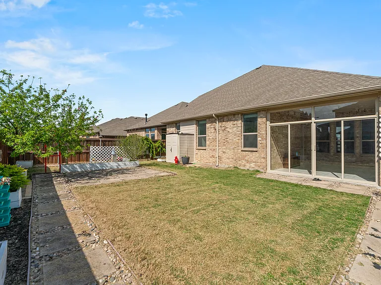 2614 High Bluff Dr — Photo 31