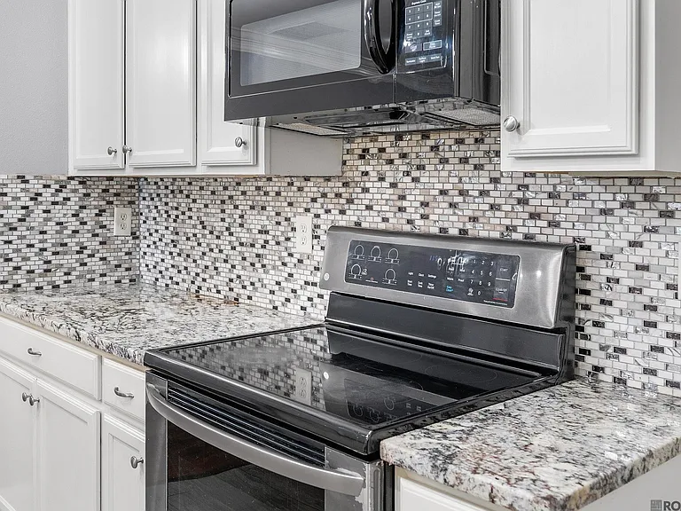 308 Hill Ridge Dr — Photo 9