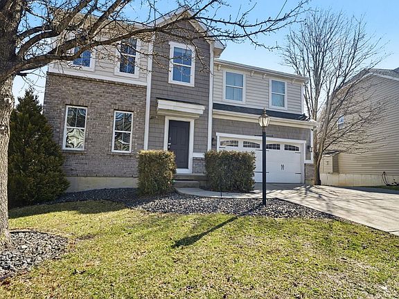 3rd image of 329 Stone Ridge Blvd