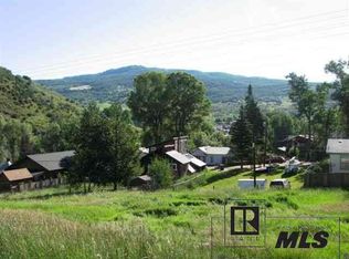 204 Carbon Ave, Oak Creek, CO 80467