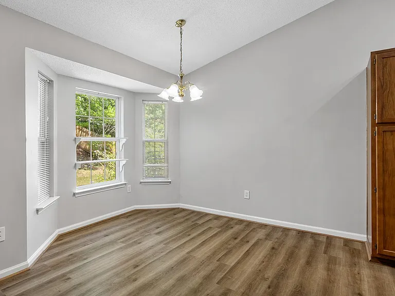 17 Waterfield Ct — Photo 11