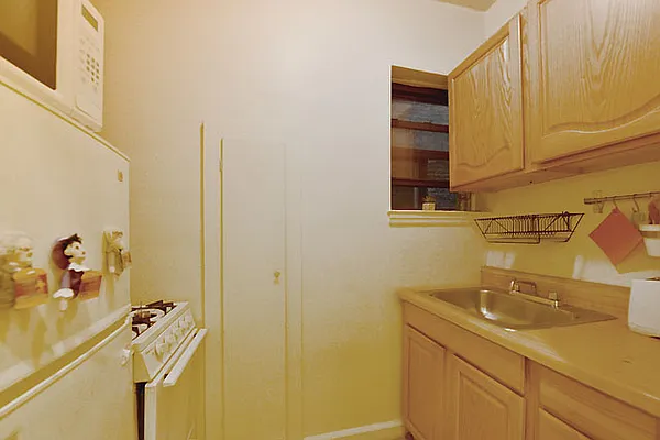 Rented by Cooper & Cooper Real Estate | media 20