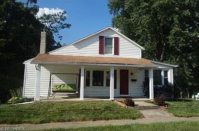 1st image of 126 E Bergey St