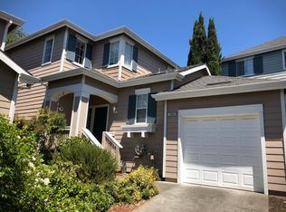 1044 Addison Cir, Petaluma, CA 94952