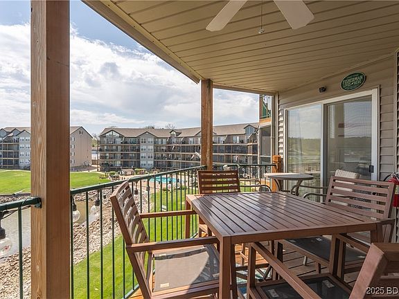 5th image of 121 Cedar Glen Dr #3B