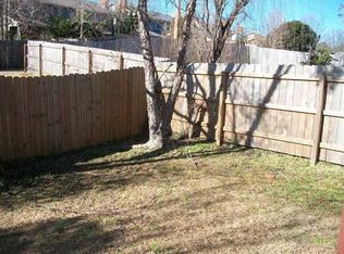 3B River Oaks Pl, Jackson, MS 39211