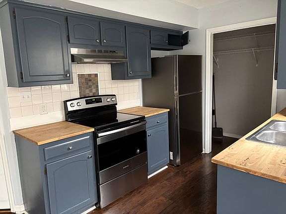4th image of 13902 Clovis Cir SW
