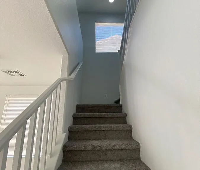 1922 Silver Crest Ct — Photo 9