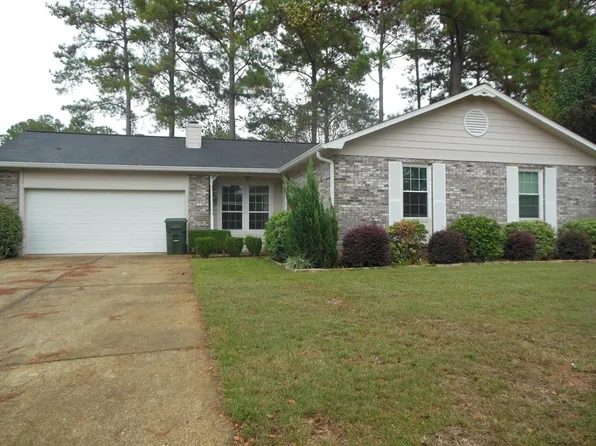 108 Rochelle Ct, Dothan, AL 36305