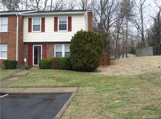 9700 Springfield Woods Cir, Glen Allen, VA 23060