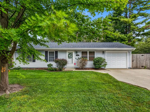 1301 Westfield Dr, Champaign, IL 61821