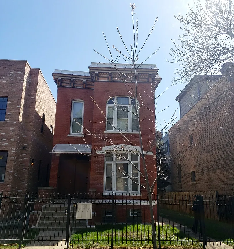 1353 N Oakley Blvd, Chicago, IL 60622 | Zillow