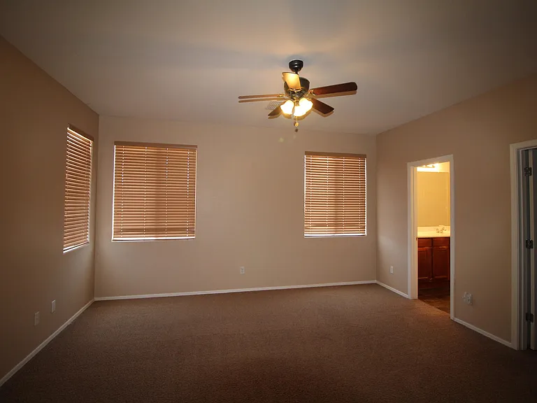 3808 E Flower Ct — Photo 7
