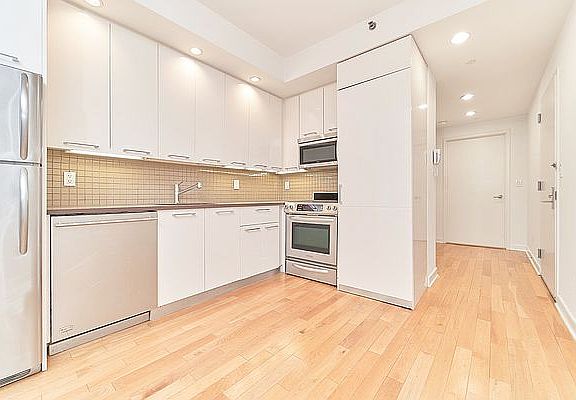 5th image of 49 E 34th St #4A