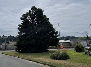 1 Juniper Ave, Reedsport, OR 97467