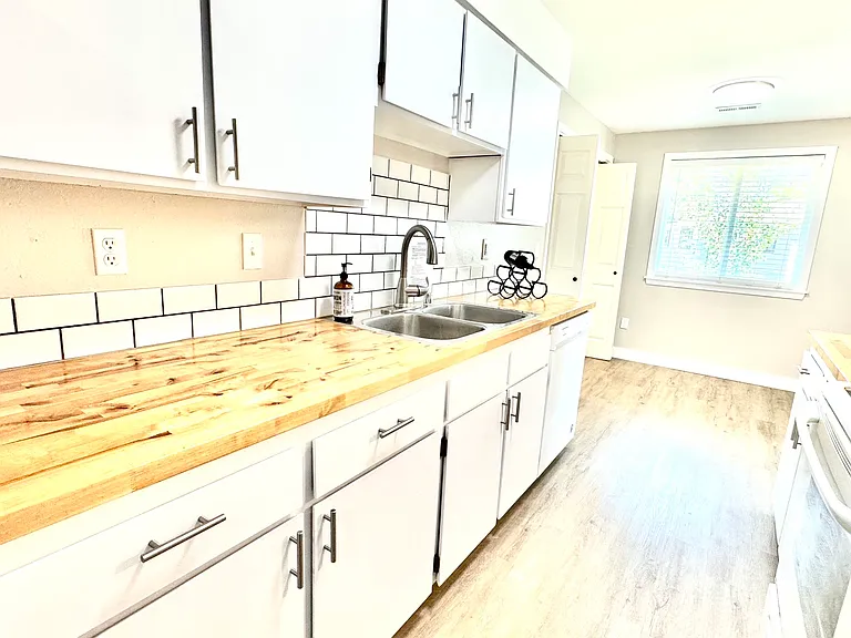4511 S Donald Ct — Photo 25