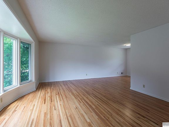 4th image of 8023 Raven Oaks Dr
