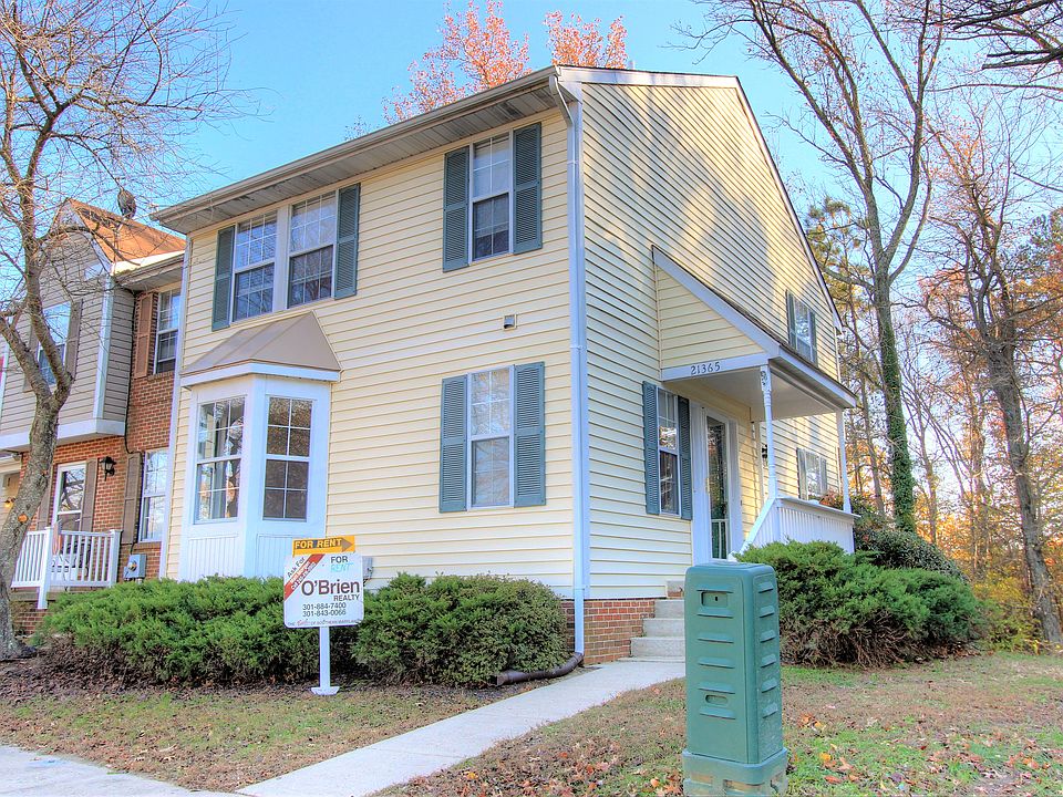 1st image of 21365 Carmen Woods Dr