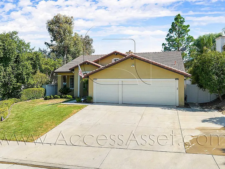 29516 Westwind Dr — Photo 2