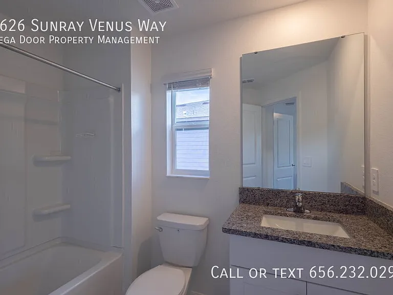 2626 Sunray Venus Way — Photo 30